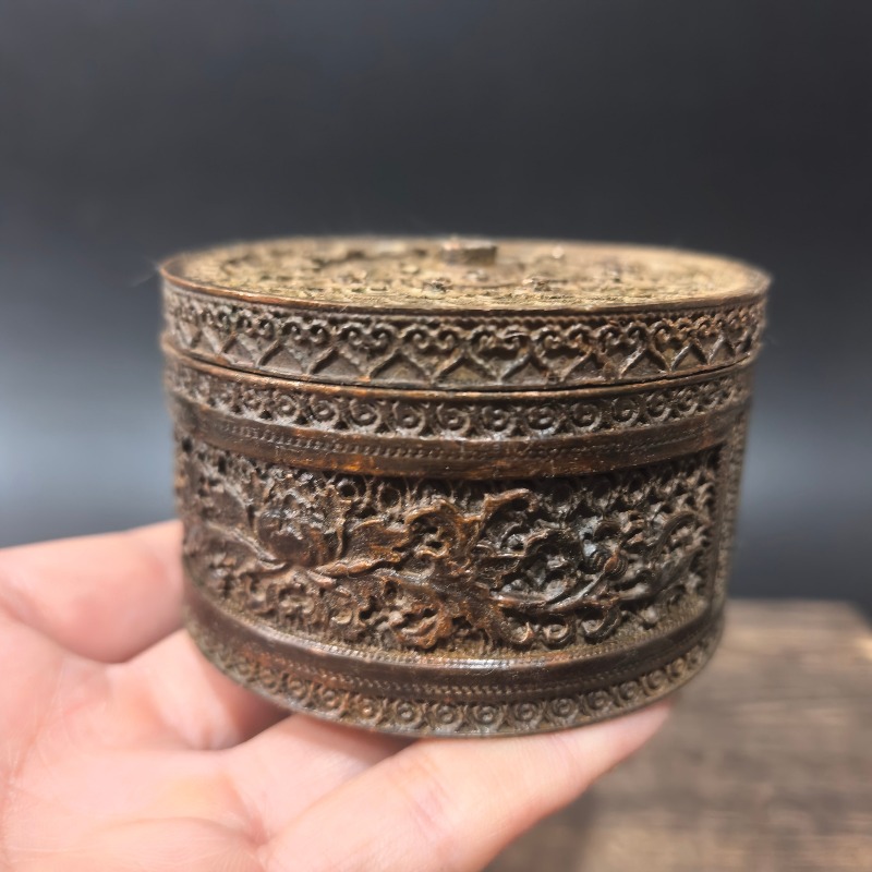 Scatola Portagioie in Metallo  - Vintage Collectible Jewelry recensione e prezzo