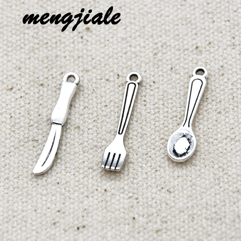 30pcs Argento Antico Posate Co - Vintage Collectible Knives recensione e prezzo