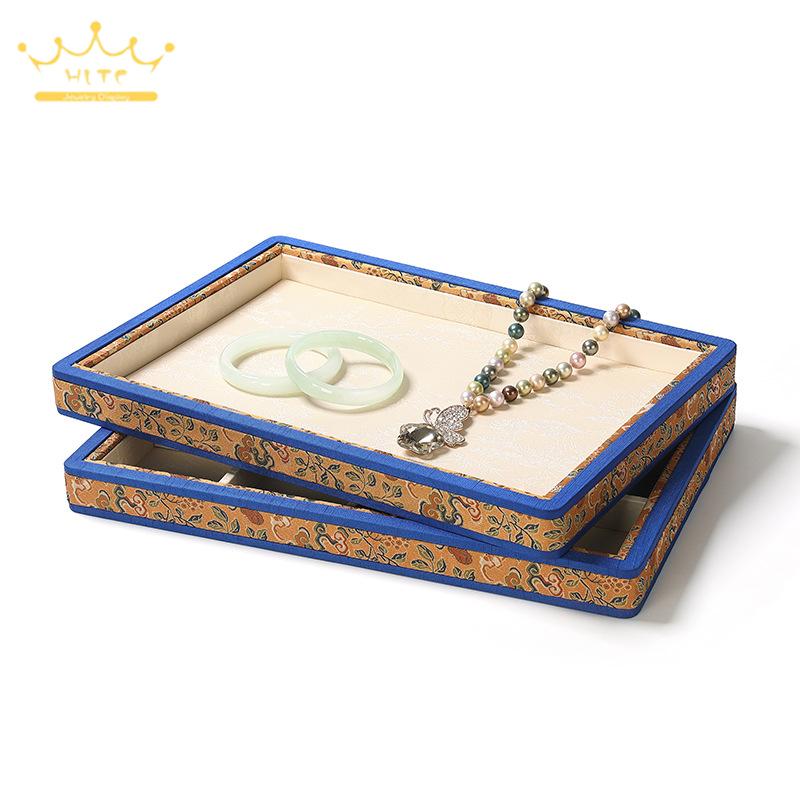 Vassoio Espositivo Vintage per - Vintage Collectible Jewelry recensione e prezzo